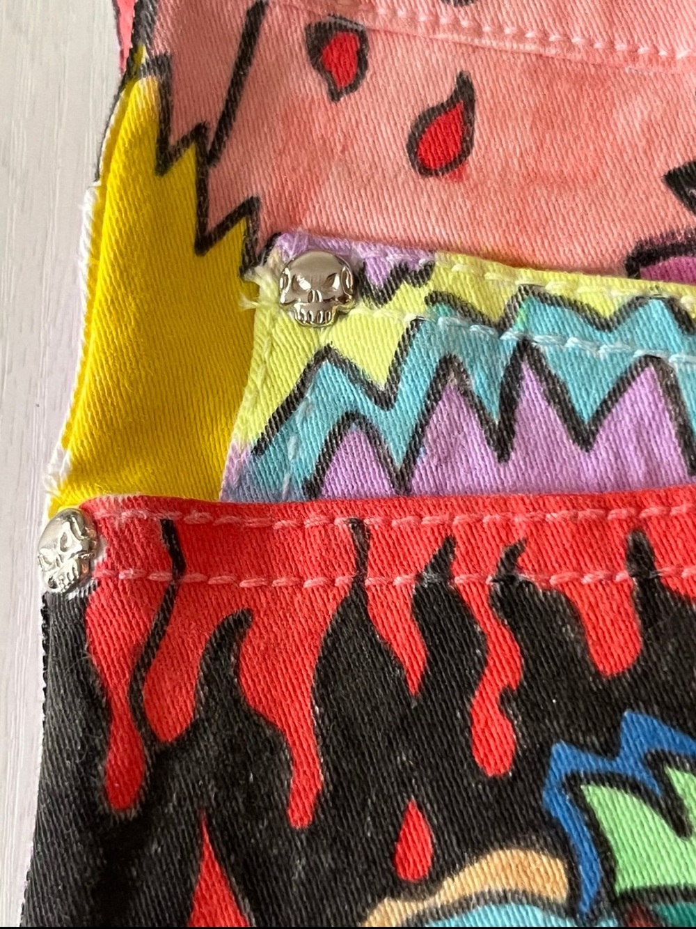 BNWOT RARE Limited Edition TRIPP NYC Graffiti Graphic Flared Denim Pants - Picture 3 of 7